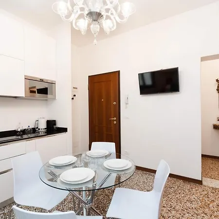 Castello 5067 Boutique Apartment Venice Exterior photo
